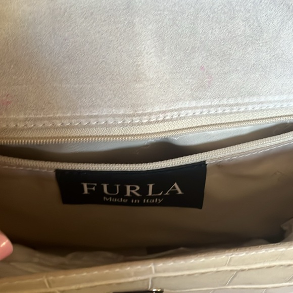 Off white Furla shoulder  bag. Bought in Italy. Embossed leather. Like new! - Picture 4 of 5